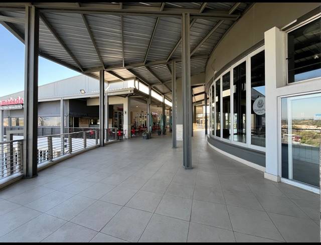 338M² RESTAURANT TO LET IN FOURWAYS